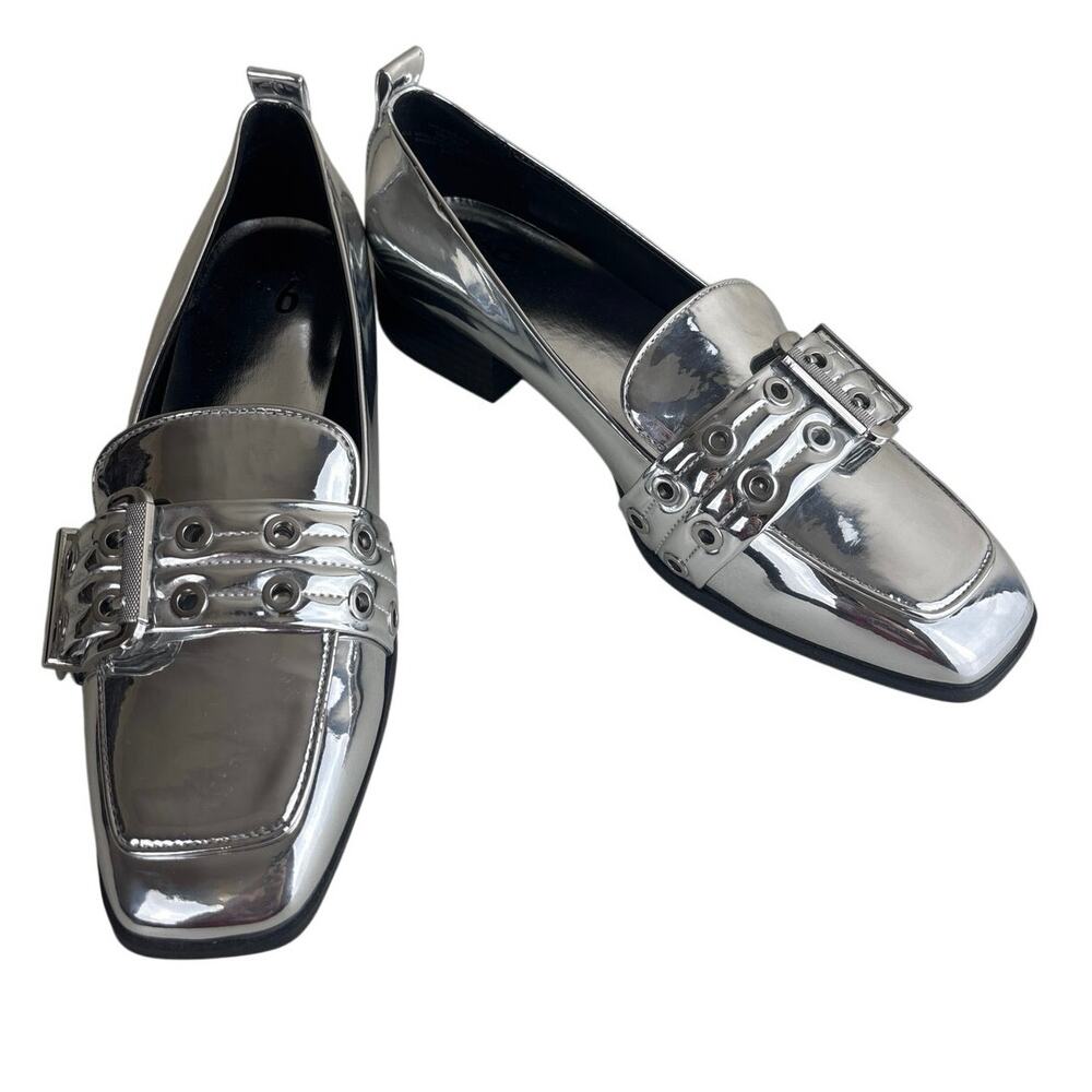NWOT Mix No. 6 Piercie Silver Metallic Buckle Loafers Size 9 – Square Toe